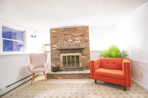 93 Woodlawn Circle Portsmouth NH 03801