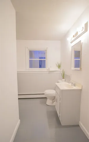 93 Woodlawn Circle Portsmouth NH 03801