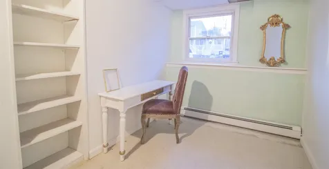 93 Woodlawn Circle Portsmouth NH 03801