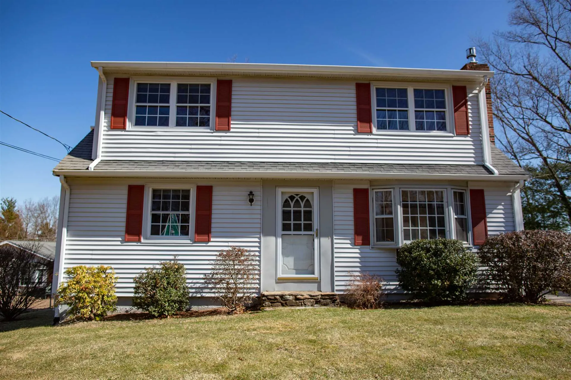 4 Barnesdale Road Nashua NH 03062