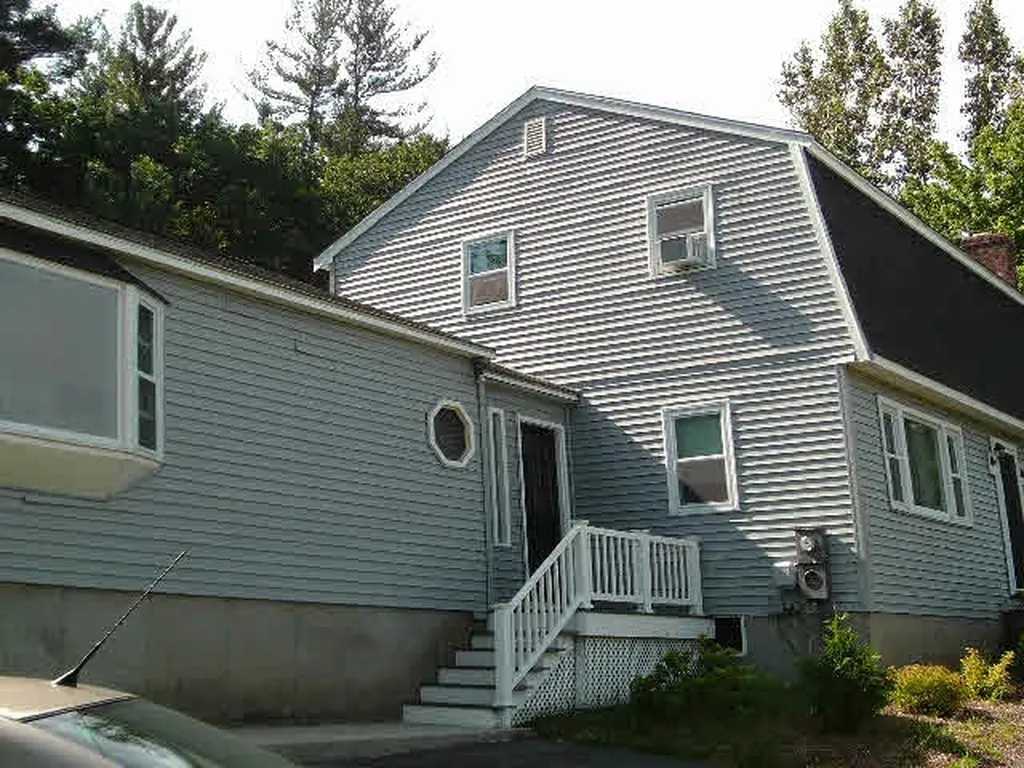 24 Forest Street Windham NH 03087