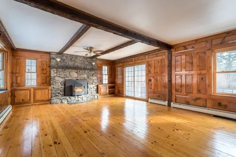 66 Kensington Road Hampton Falls NH 03844