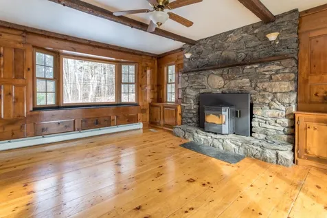 66 Kensington Road Hampton Falls NH 03844