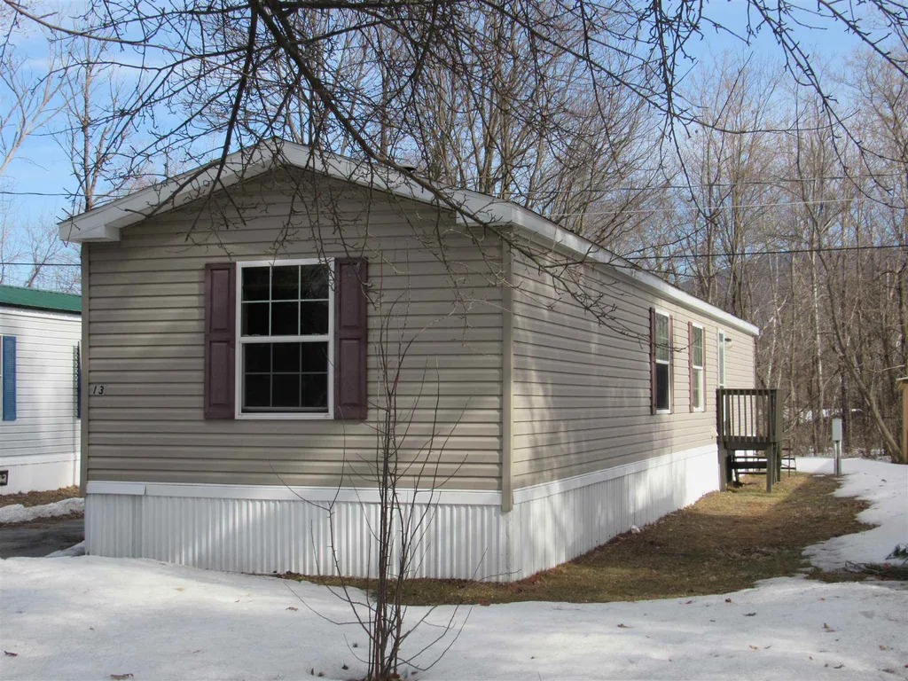 13 Dublin Street Gorham NH 03581