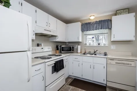 481 Merrimack Street Manchester NH 03103