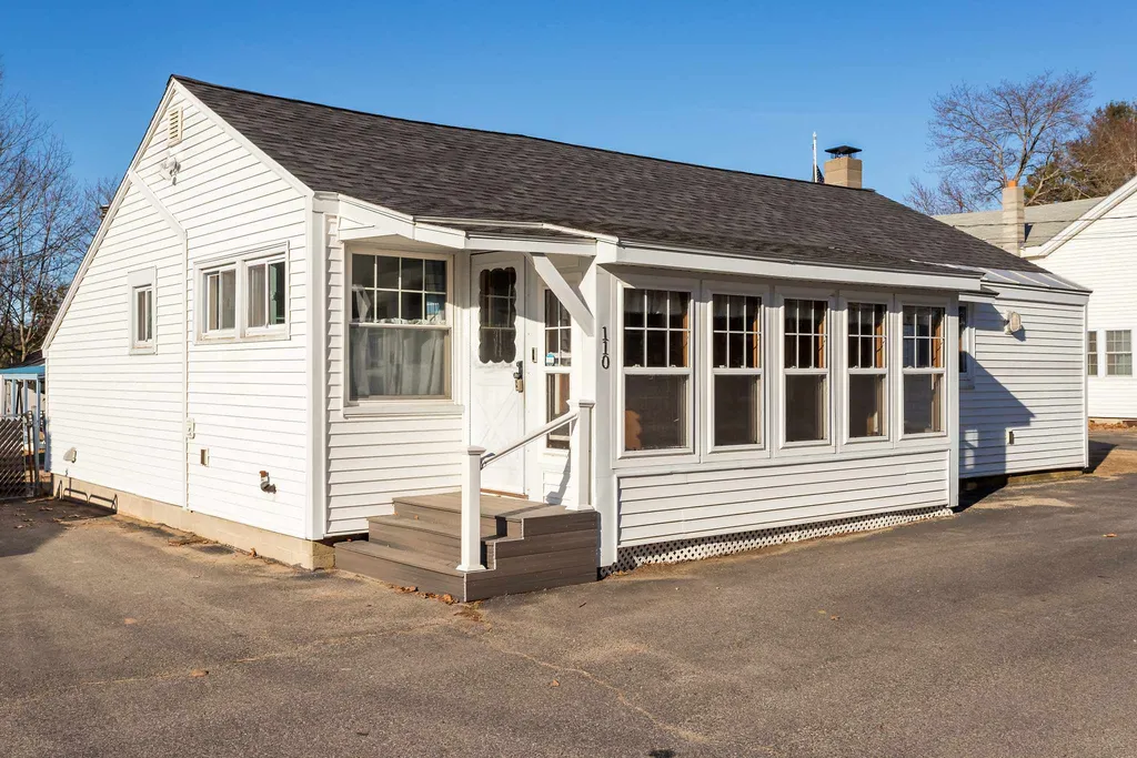 110 Chestnut Hill Road Rochester NH 03867