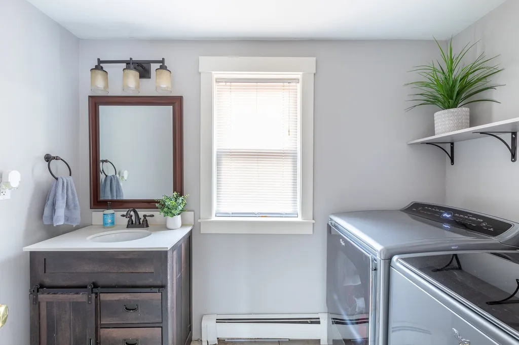 20 Middle Street South Berwick ME 03908