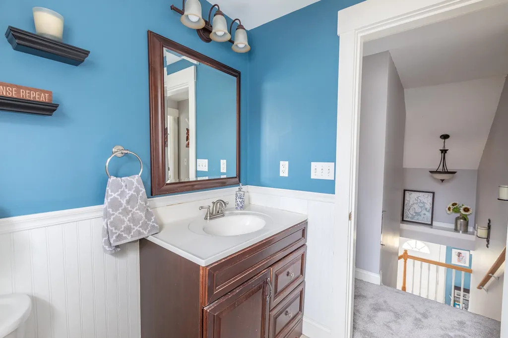 20 Middle Street South Berwick ME 03908