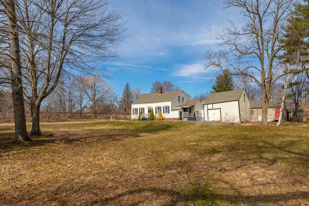 20 Middle Street South Berwick ME 03908