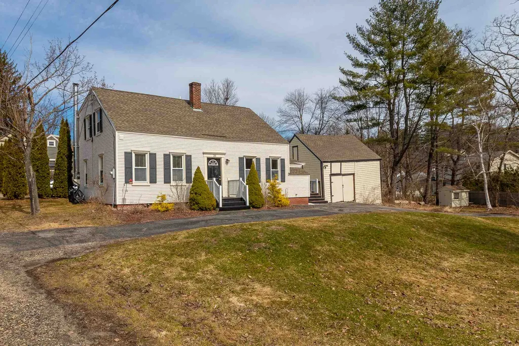 20 Middle Street South Berwick ME 03908