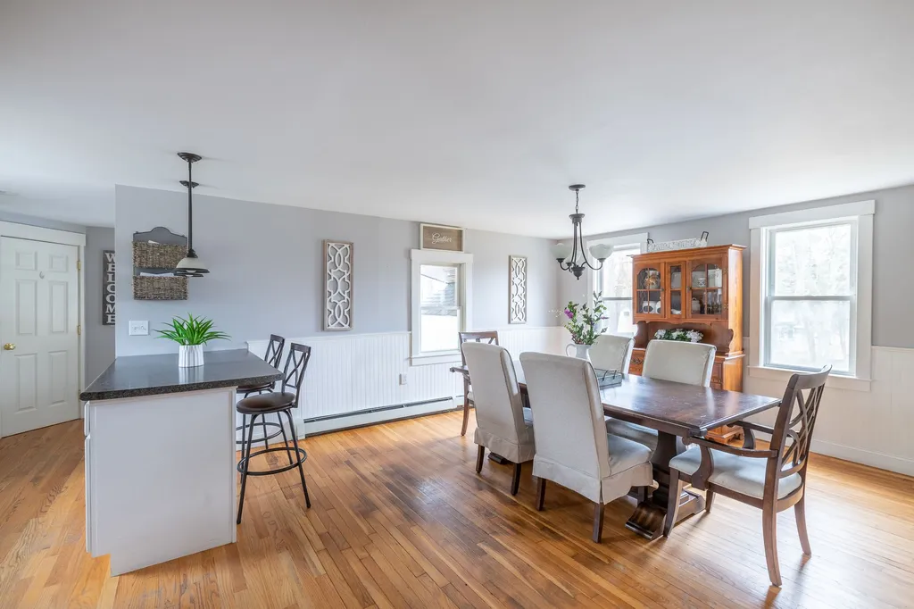 20 Middle Street South Berwick ME 03908