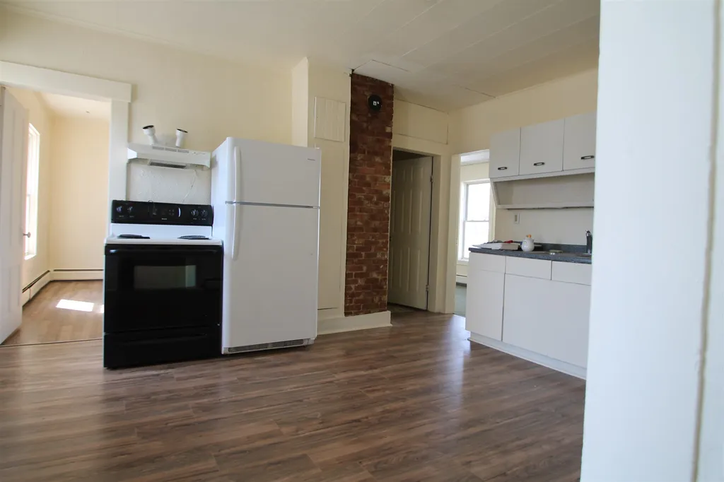 18 Maple Avenue Barre City VT 05641