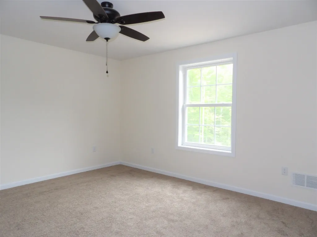 82 Knowles Pond Road Northfield NH 03276