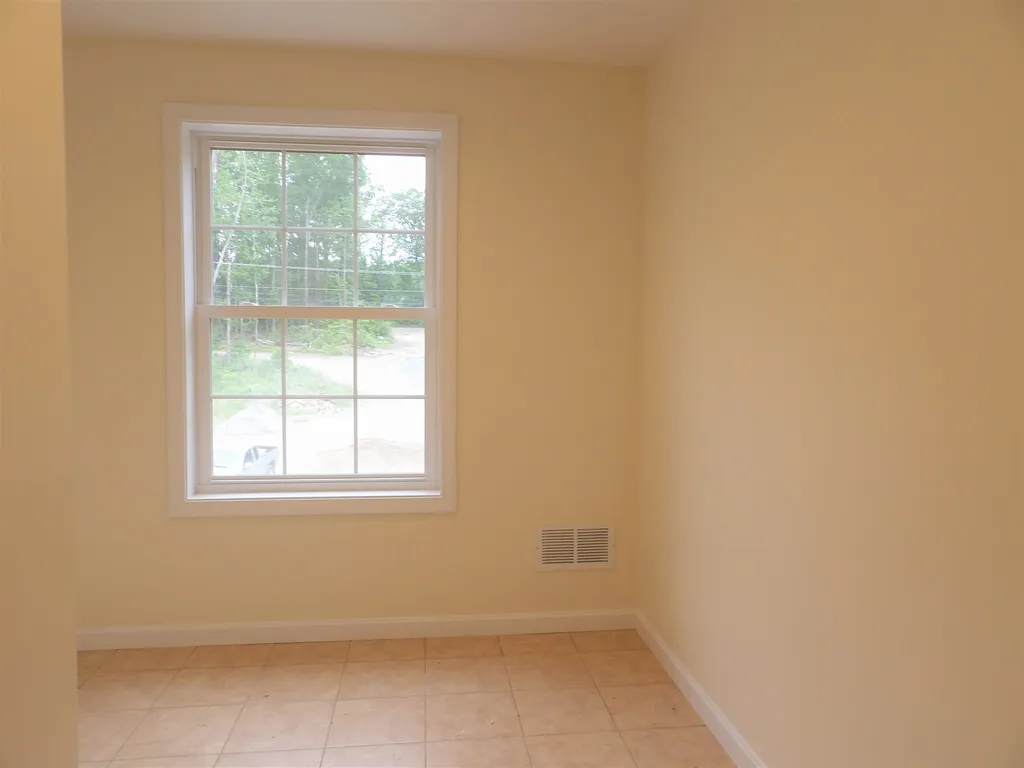 82 Knowles Pond Road Northfield NH 03276