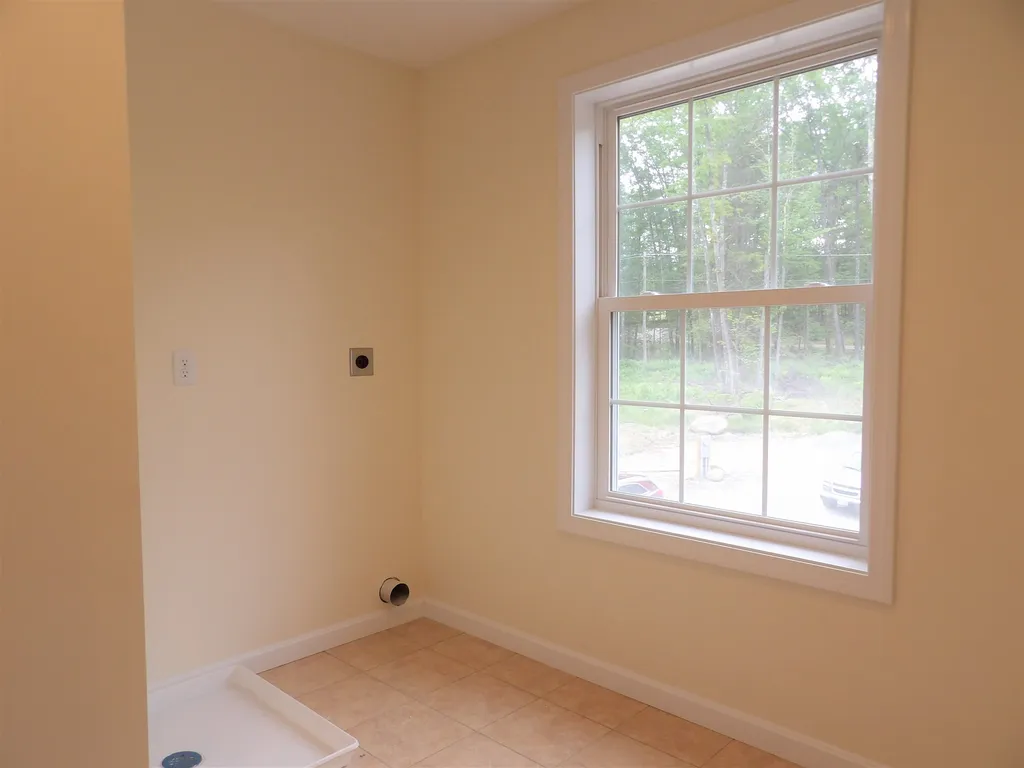 82 Knowles Pond Road Northfield NH 03276