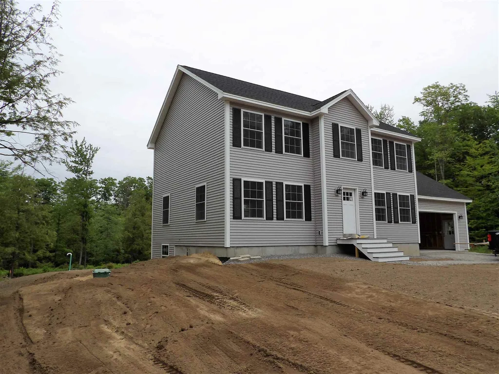 82 Knowles Pond Road Northfield NH 03276