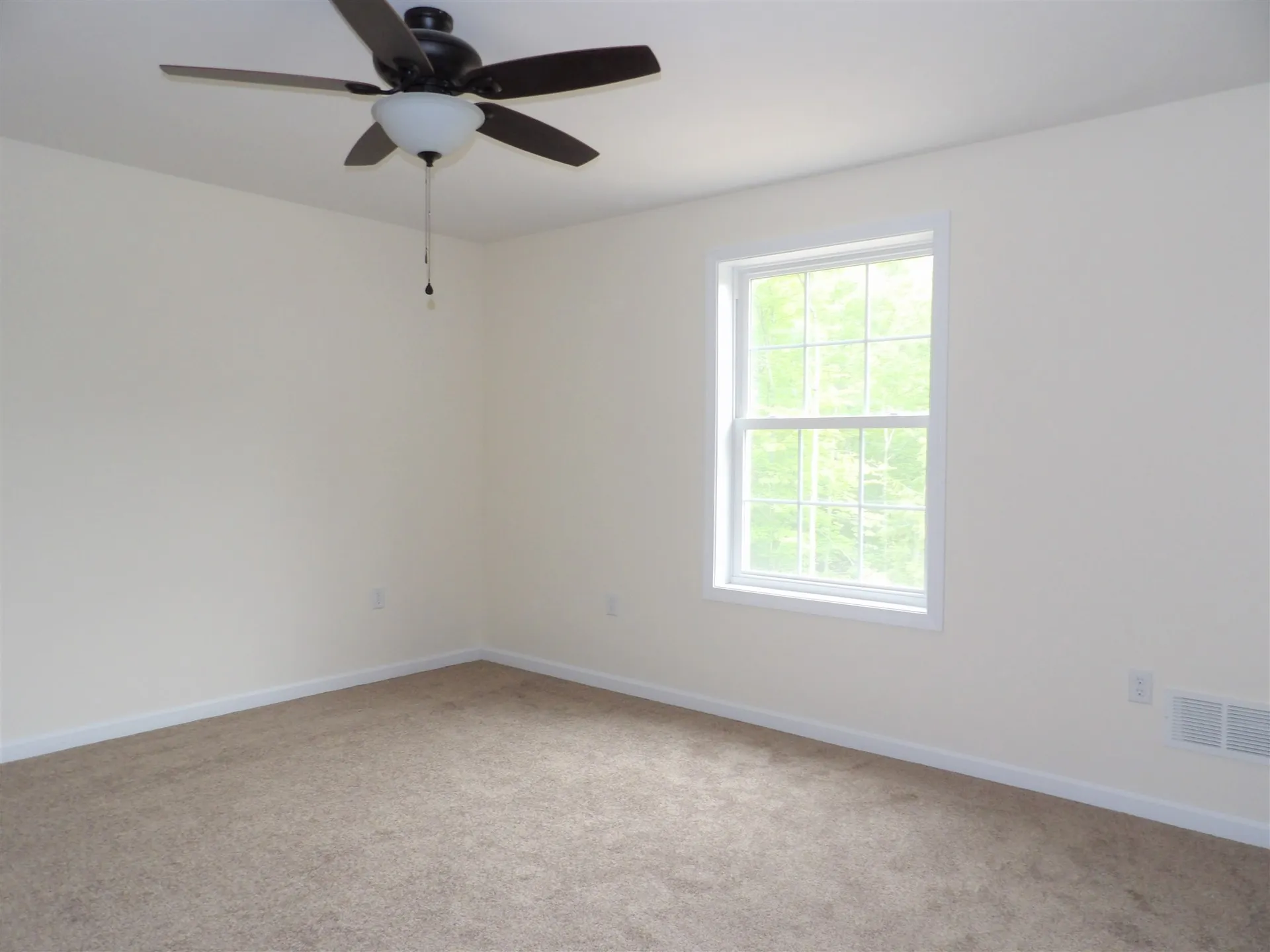 82 Knowles Pond Road Northfield NH 03276