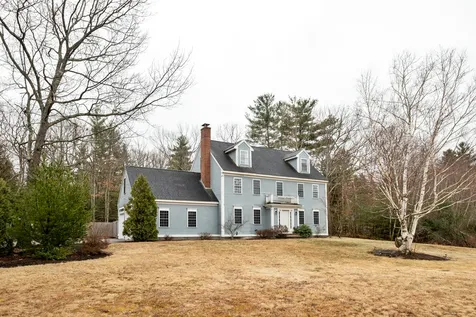 54 Kelsey Drive Fremont NH 03044