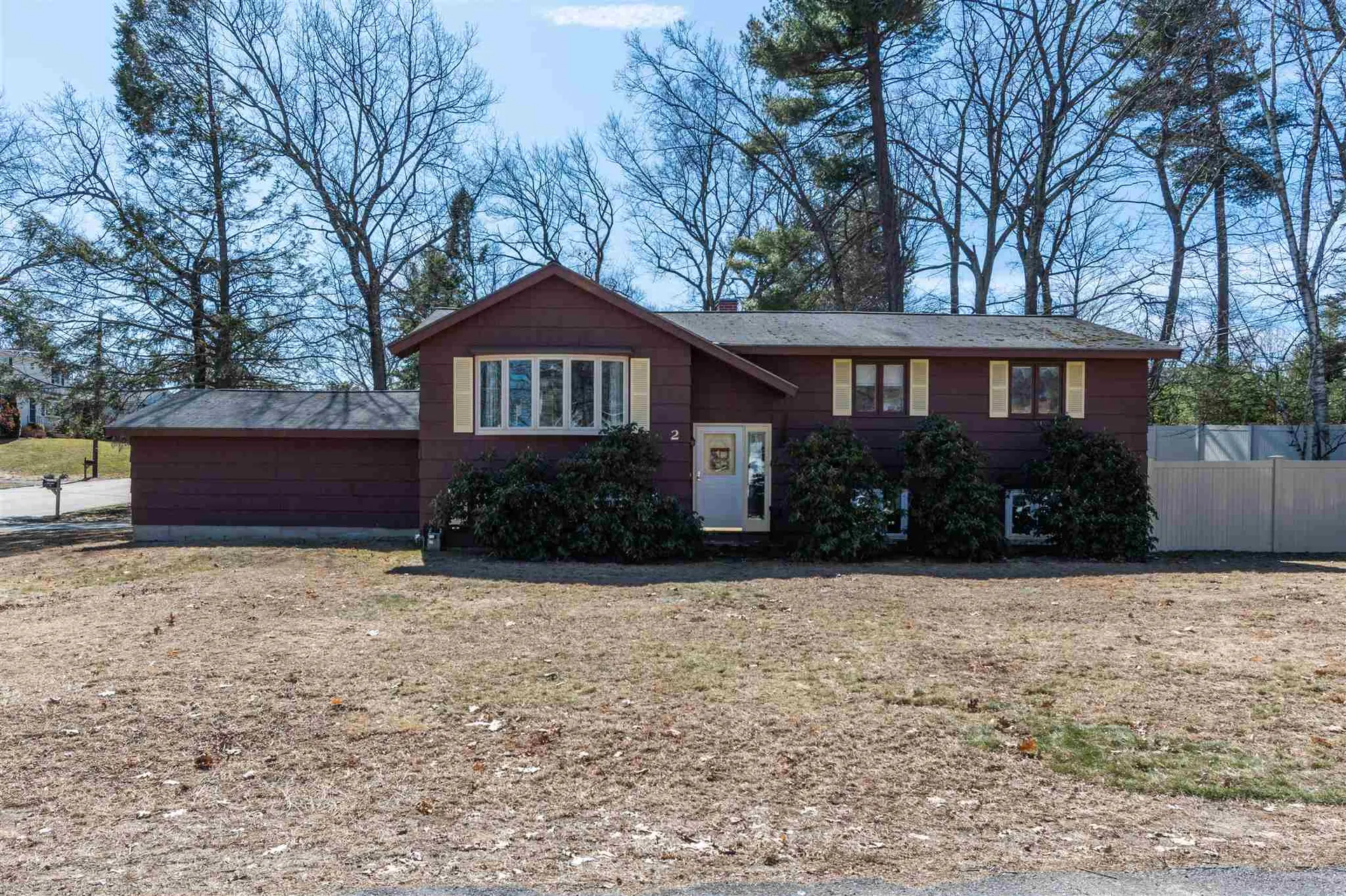 2 Aldgate Drive Nashua NH 03062
