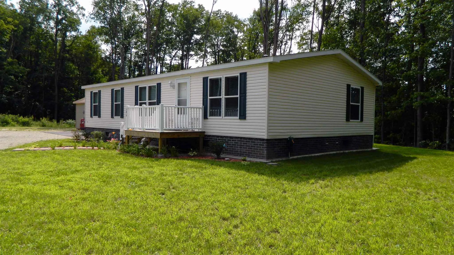 186 Northfield Road Hinsdale NH 03451