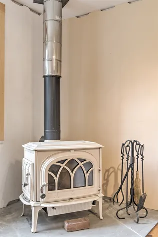 163 Chesham Road Harrisville NH 03450