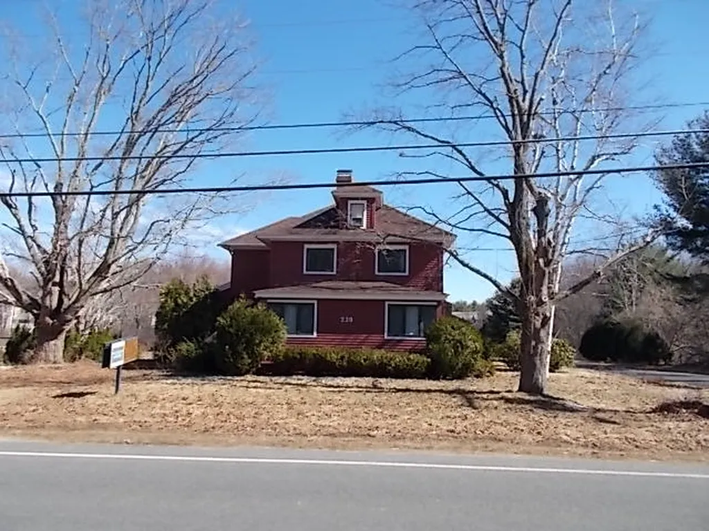 239 Drakeside Road Hampton NH 03842