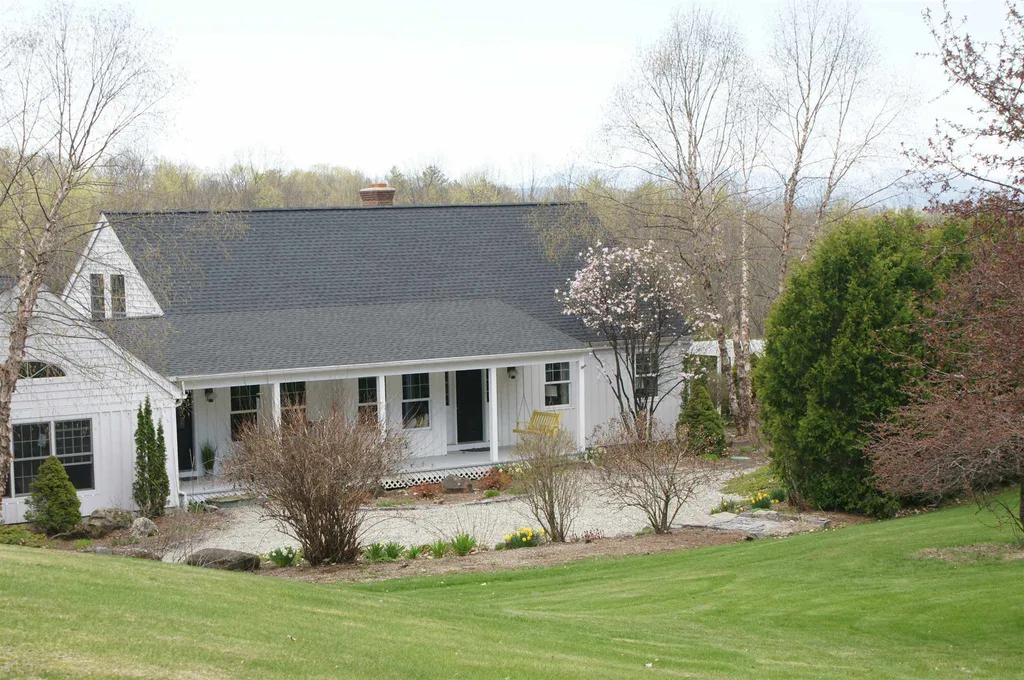 38 Stone Meadow Lane Ferrisburgh VT 05456