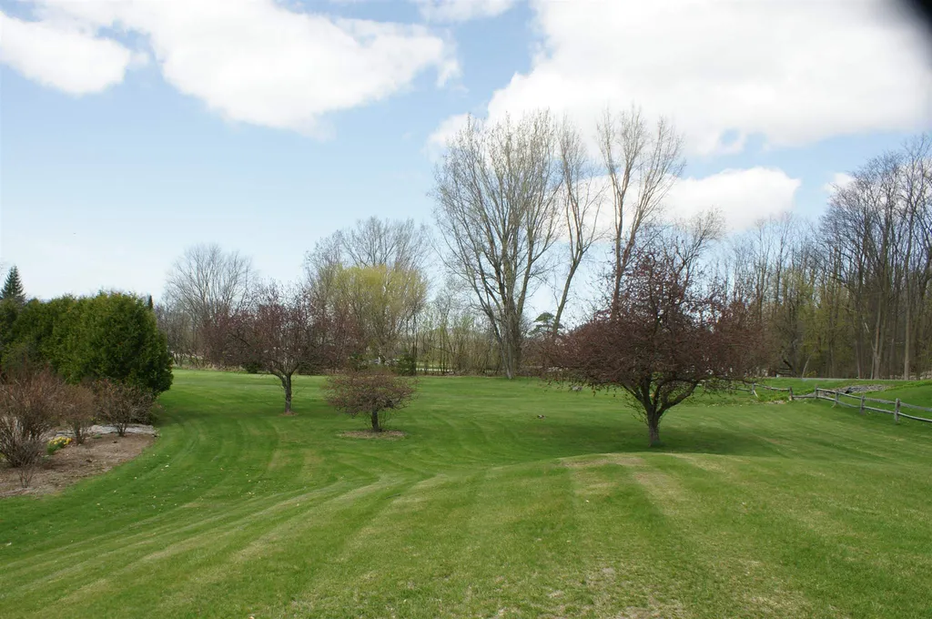 38 Stone Meadow Lane Ferrisburgh VT 05456