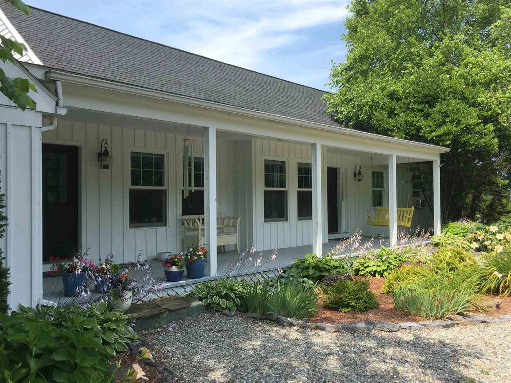 38 Stone Meadow Lane Ferrisburgh VT 05456