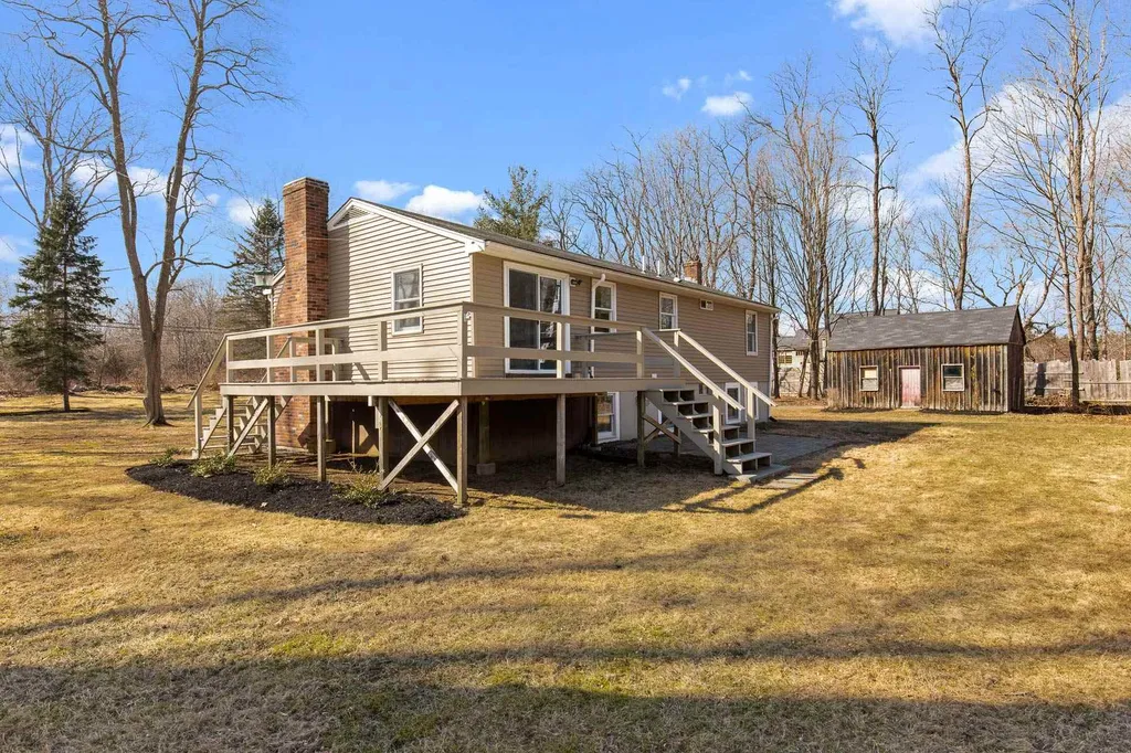 42 Dearborn Road Greenland NH 03840