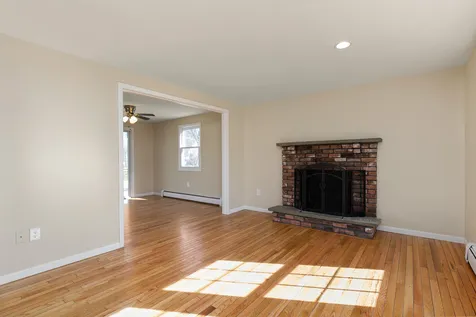 42 Dearborn Road Greenland NH 03840