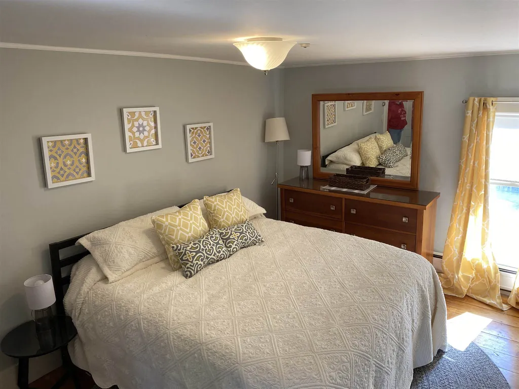 8 Smith Sanborn Road Chichester NH 03258