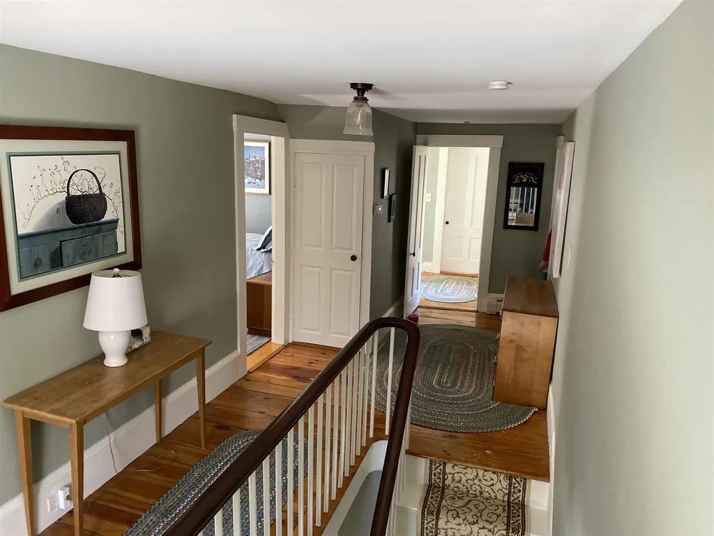 8 Smith Sanborn Road Chichester NH 03258