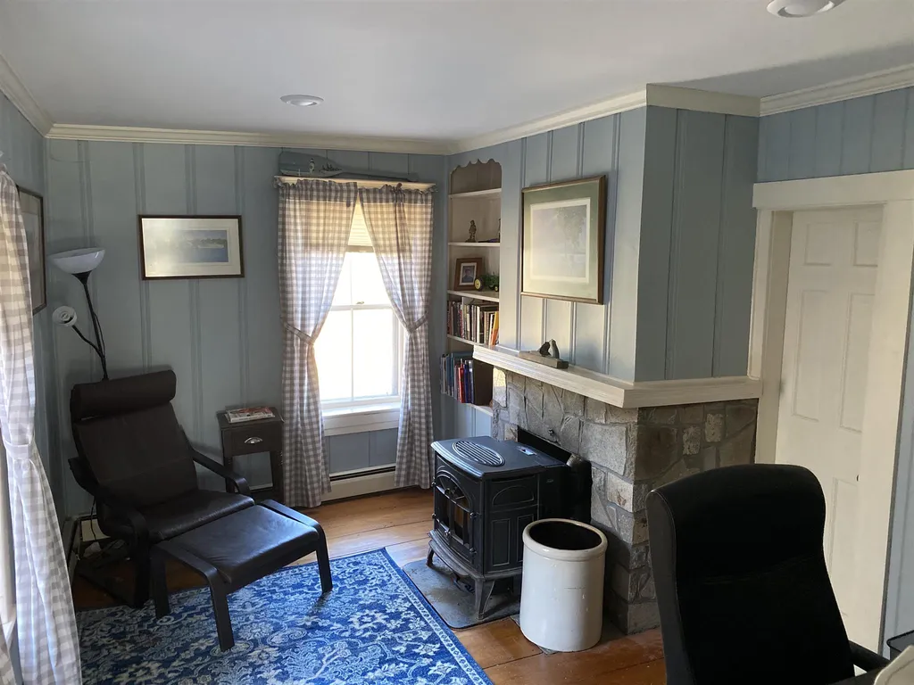 8 Smith Sanborn Road Chichester NH 03258