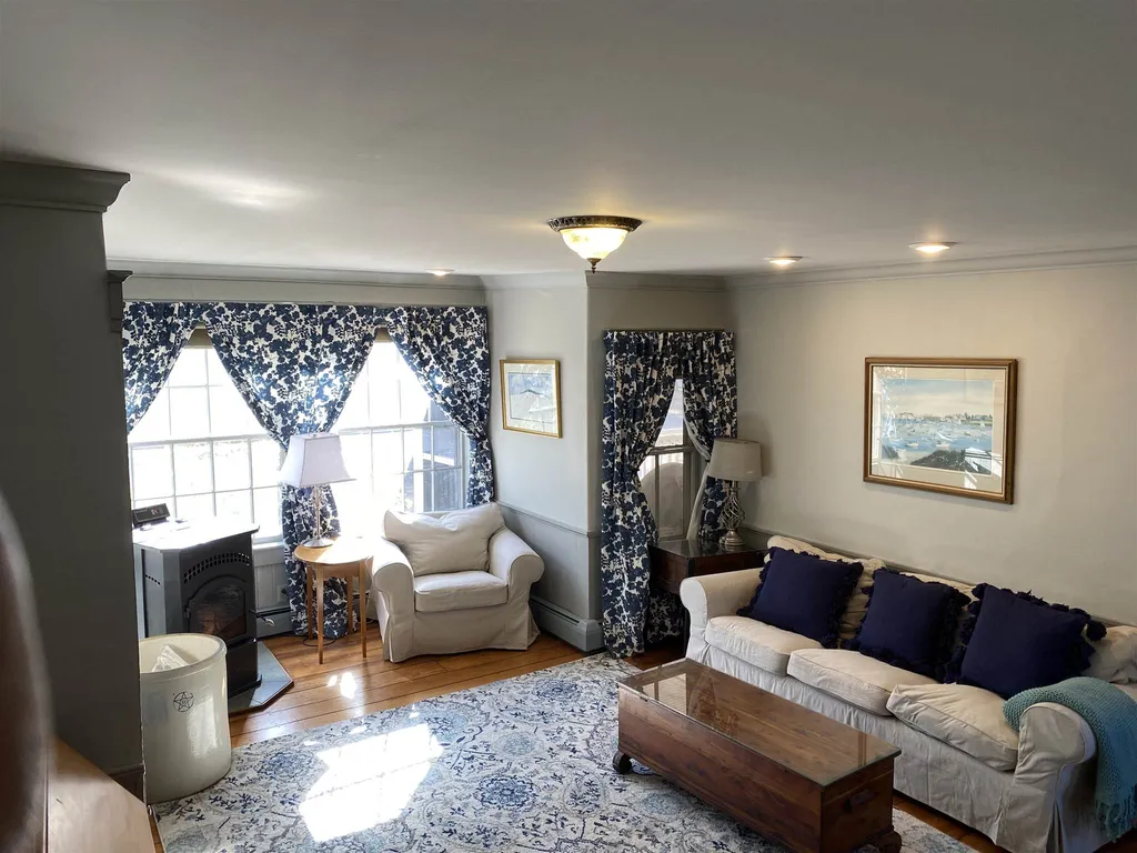 8 Smith Sanborn Road Chichester NH 03258