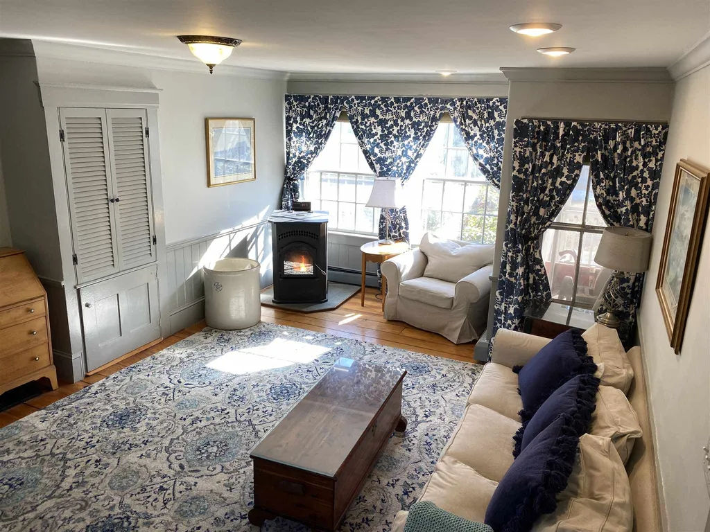 8 Smith Sanborn Road Chichester NH 03258