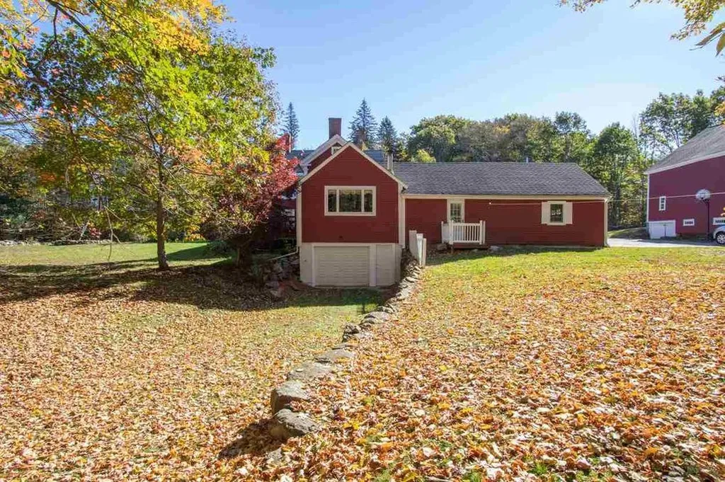 8 Smith Sanborn Road Chichester NH 03258