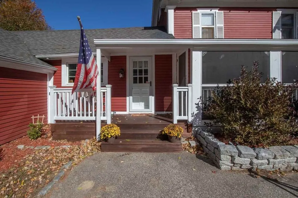 8 Smith Sanborn Road Chichester NH 03258
