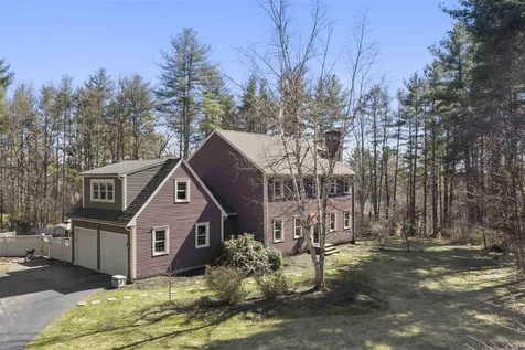 86 Corinthian Drive Salem NH 03079