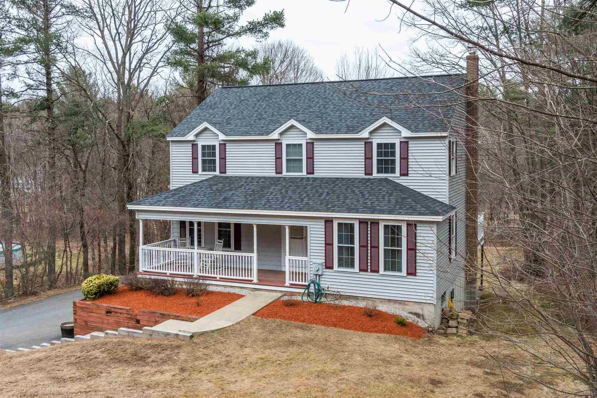 9 King Phillip Drive Londonderry NH 03053