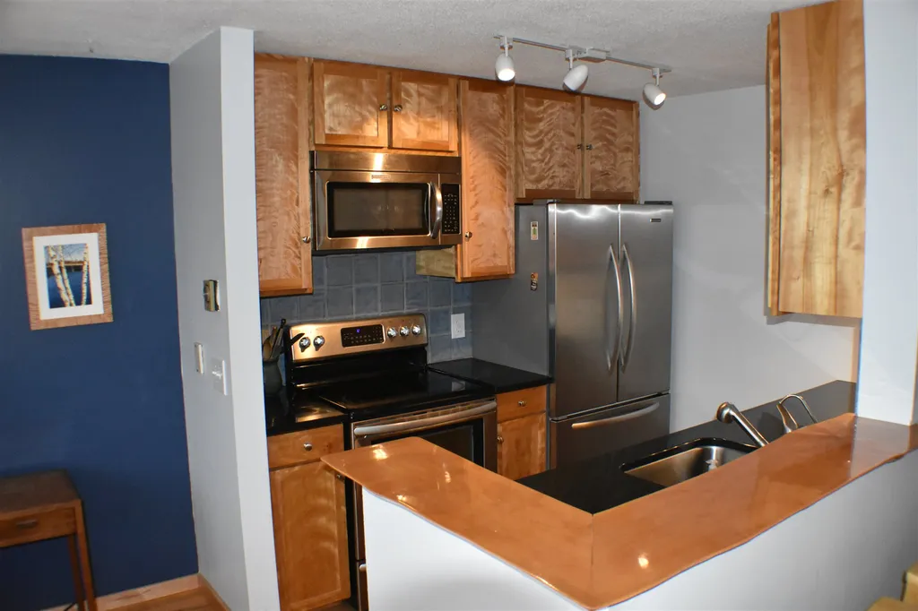 89 Snowside Drive Fayston VT 05673