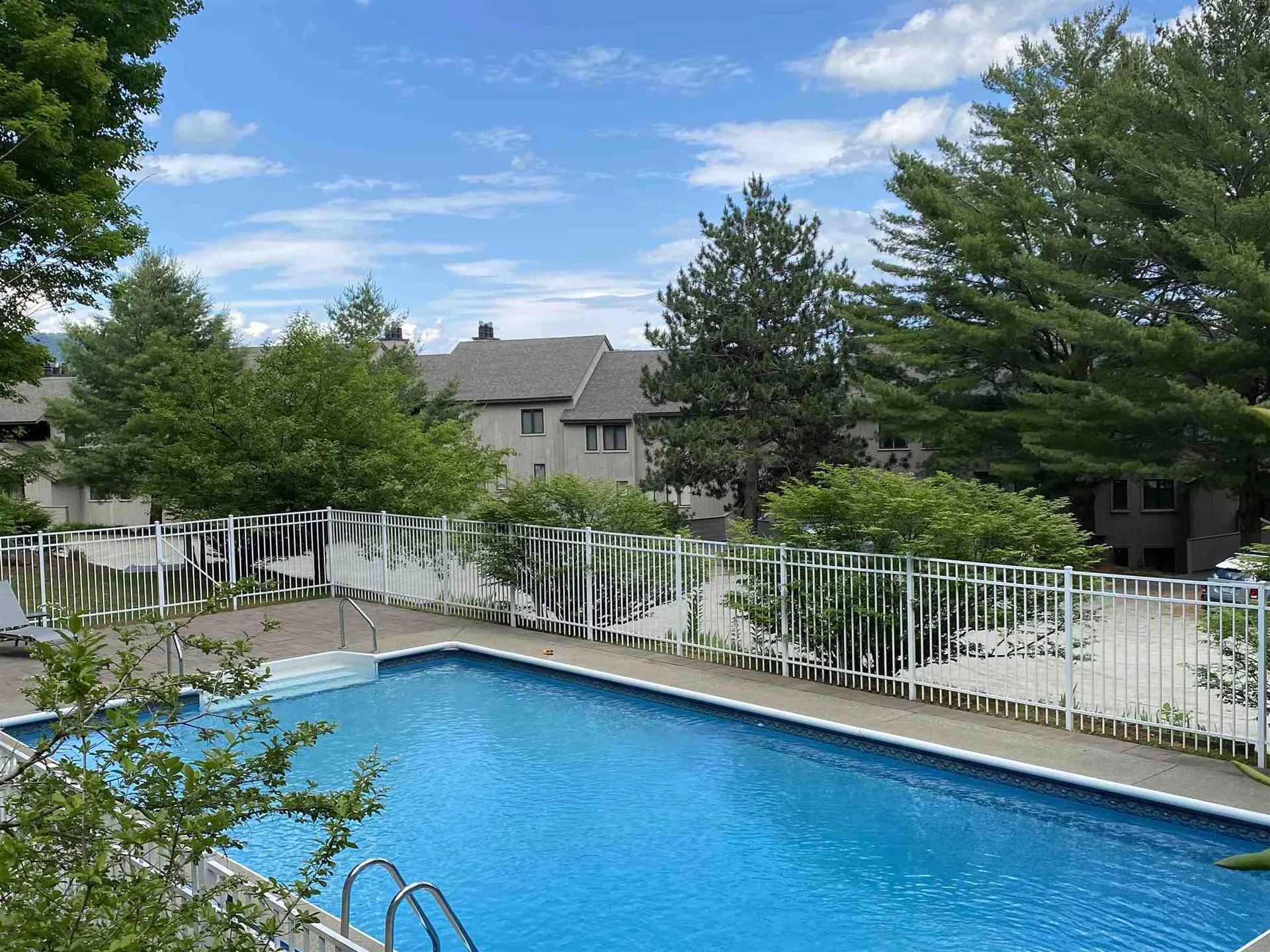89 Snowside Drive Fayston VT 05673