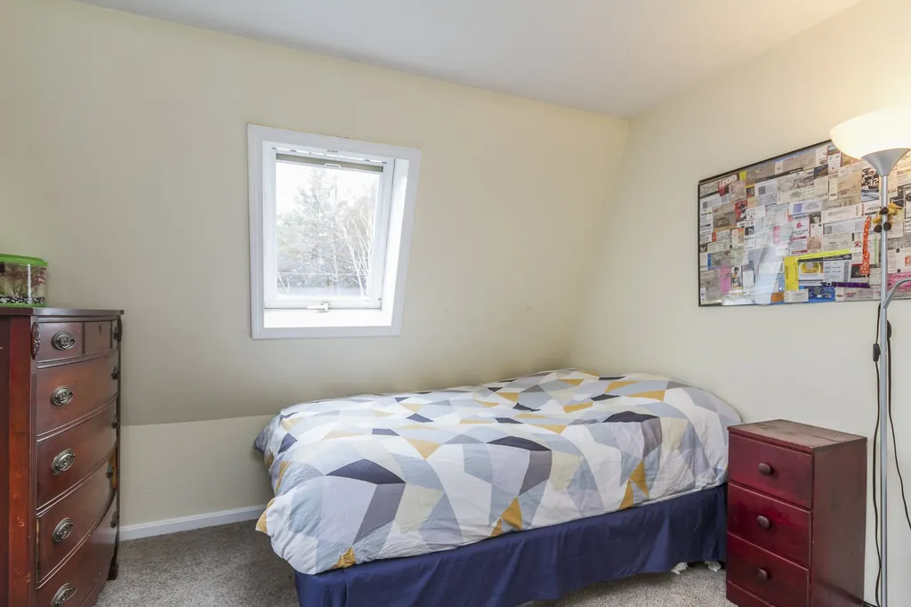 11 Grapevine Drive Fremont NH 03044