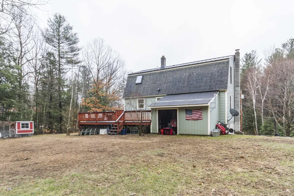 11 Grapevine Drive Fremont NH 03044