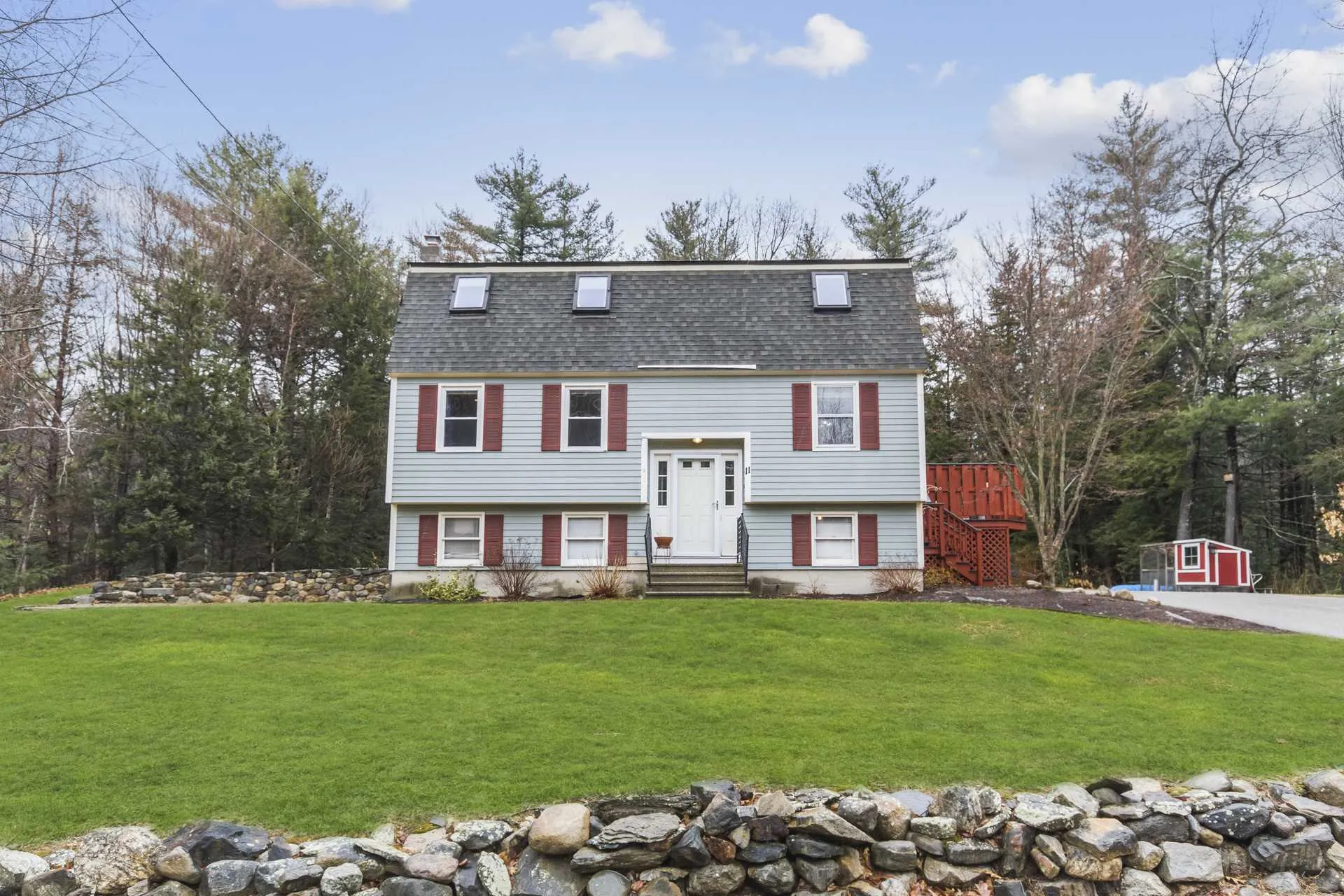 11 Grapevine Drive Fremont NH 03044