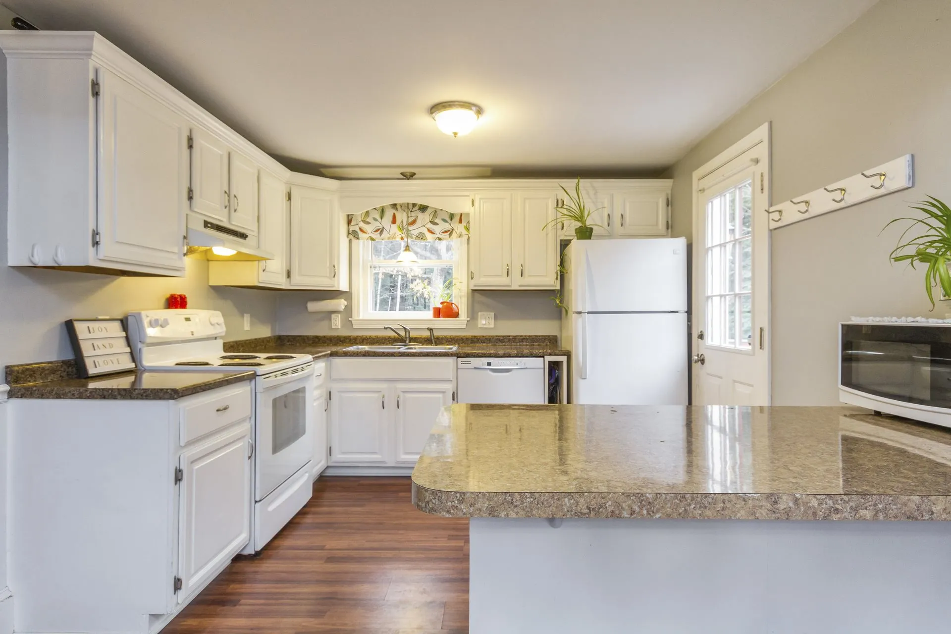 11 Grapevine Drive Fremont NH 03044