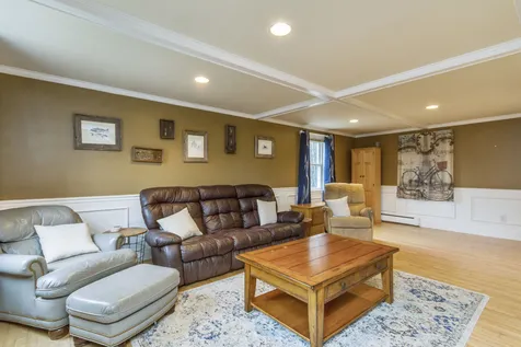 11 Grapevine Drive Fremont NH 03044