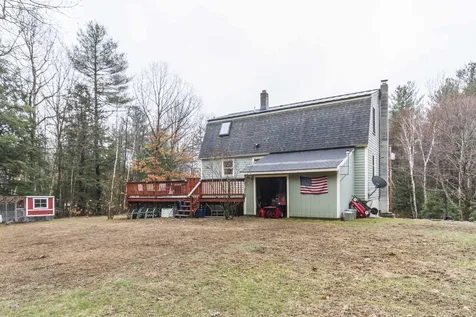 11 Grapevine Drive Fremont NH 03044