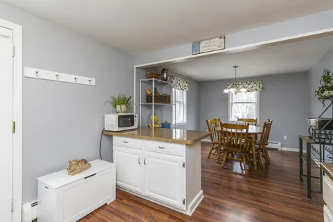 11 Grapevine Drive Fremont NH 03044