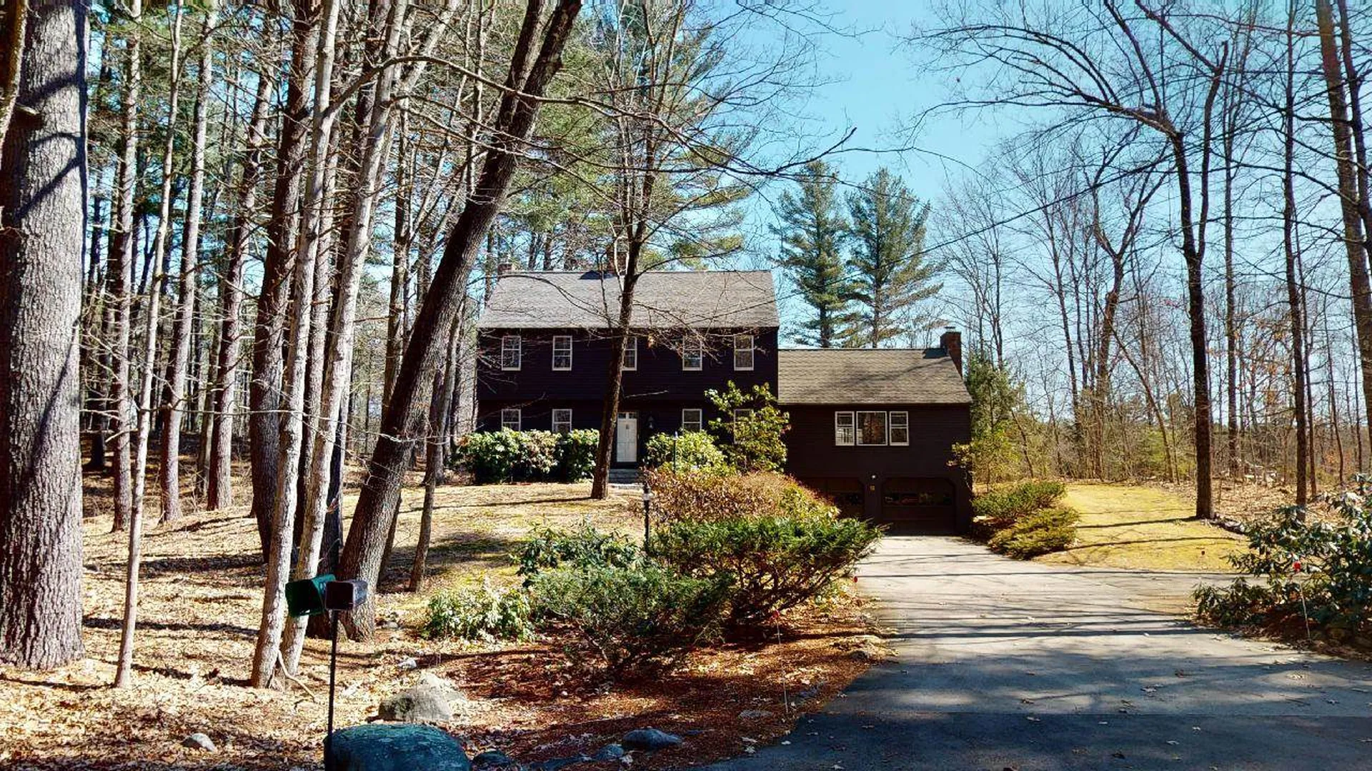 12 Wright Road Hollis NH 03049-6154